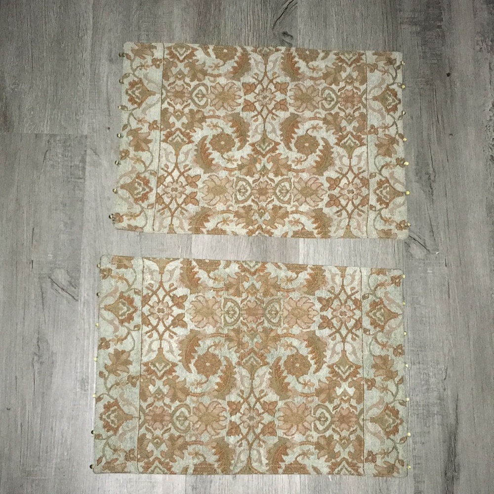 🚫SOLD🚫Set (2) of Placemats